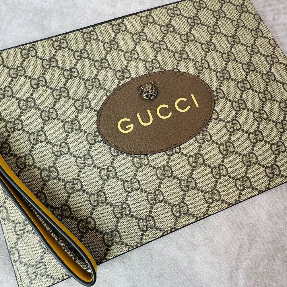 Gucci Brown Monogram Wristlet Clutch with Gold Logo - Picture 4 of 10